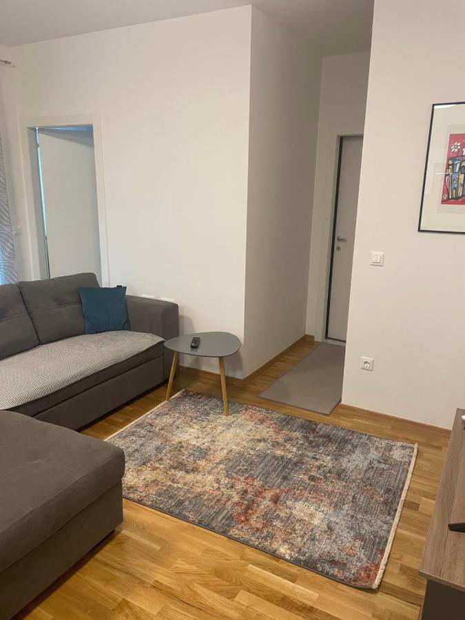 Apartment Diana Zara Parking Free Екстер'єр фото