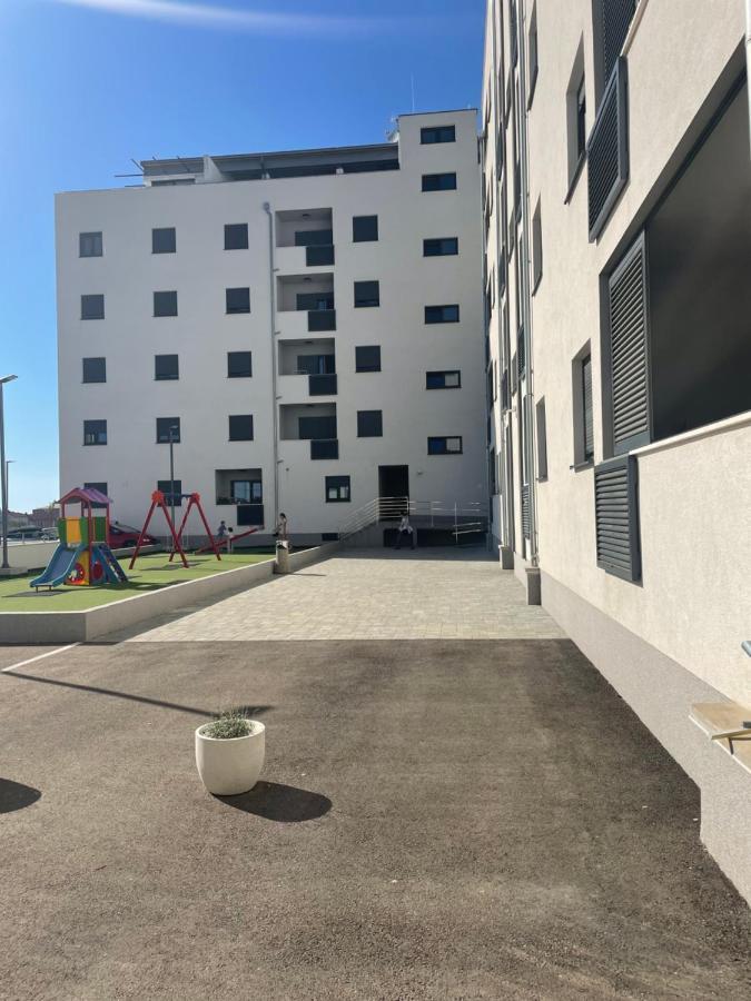 Apartment Diana Zara Parking Free Екстер'єр фото
