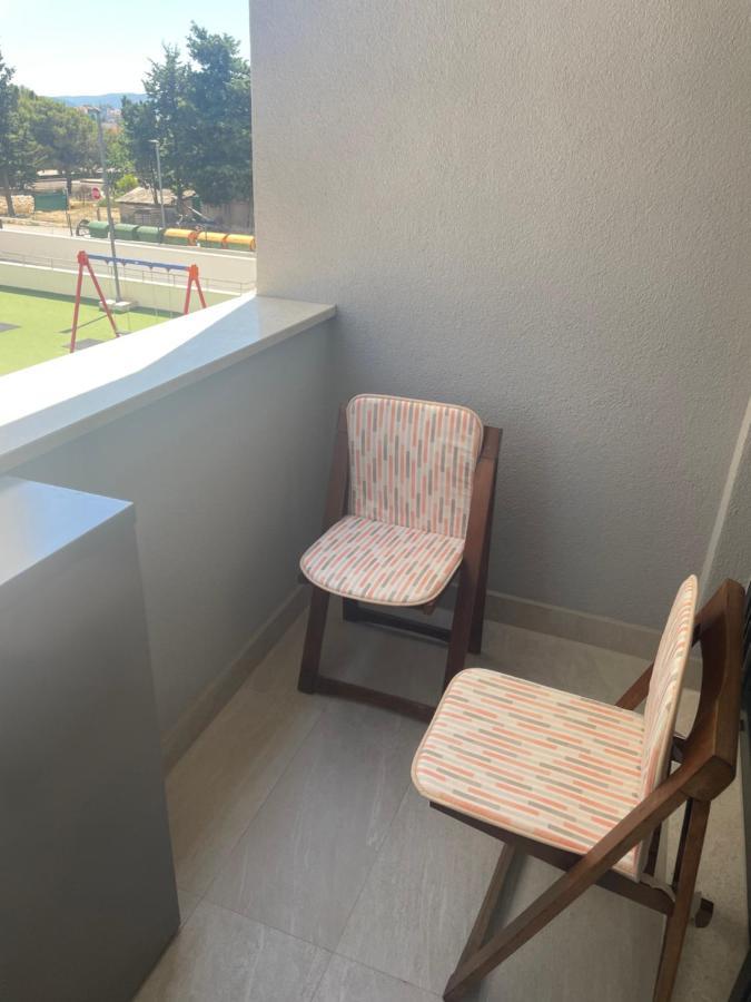 Apartment Diana Zara Parking Free Екстер'єр фото