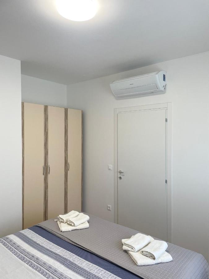 Apartment Diana Zara Parking Free Екстер'єр фото