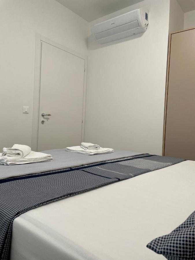 Apartment Diana Zara Parking Free Екстер'єр фото