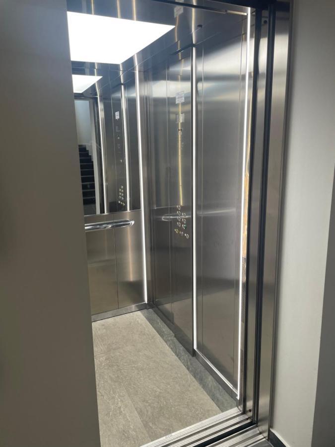 Apartment Diana Zara Parking Free Екстер'єр фото